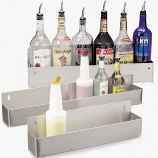 Drei Edelstahl Flaschenregale zur Wandmontage für die Bar oder Gastronomie mit diversen Flaschen.