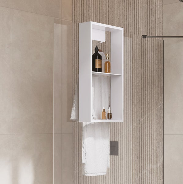 Kombination aus Duschwanne, Duschkabine und Ablaufgarnitur für das Badezimmer