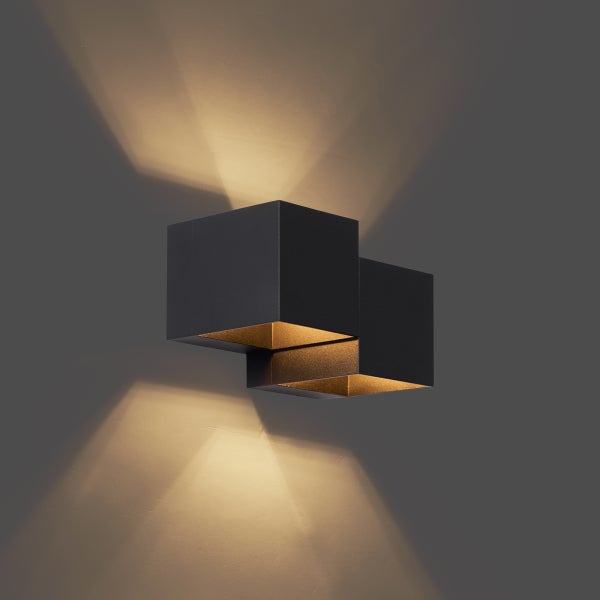 Schwarze Wandleuchte im Würfeldesign für Innenräume