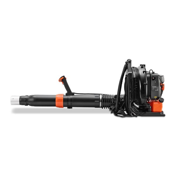 Rückentragbarer Laubbläser für den Einsatz im Garten