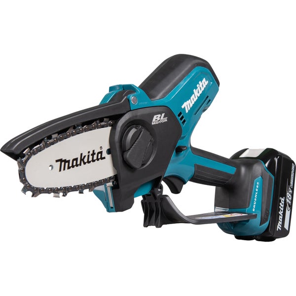 Makita DUC101RF06 Akku-Astsäge / 1x 3,0 Ah Akku + Ladegerät inkl. Holster