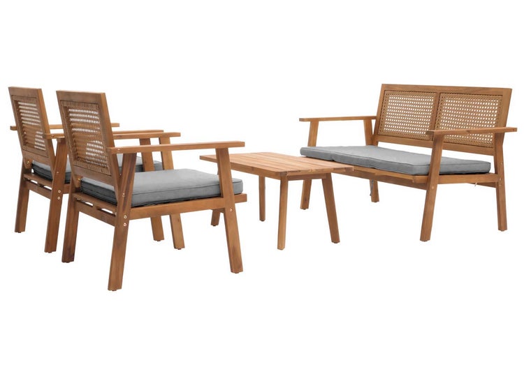 4-teiliges Gartenmöbel-Set aus Holz mit zwei Stühlen, einer Bank, einem Tisch, grauen Sitzkissen und Rückenlehnen in Geflechtoptik.