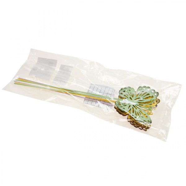 Dekorative Schmetterlinge am Stiel in Kunststoffverpackung.