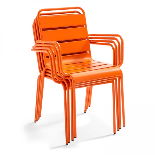 Stapelbare Gartenstühle aus Metall in Orange mit Armlehnen