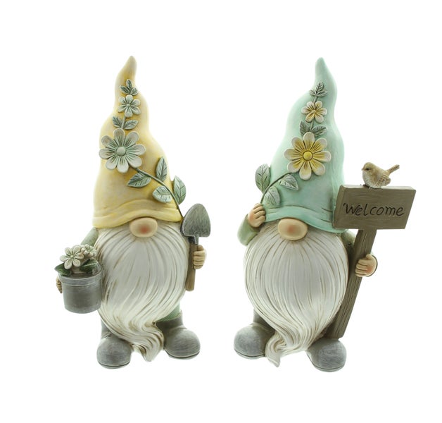 Zwei Gartenzwerge mit Gartengeräten