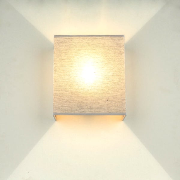 Quadratische Wandleuchte aus Stoff