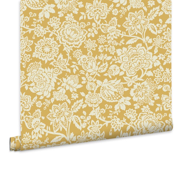 Tapete mit floralem Muster in Form von Blumen und Ranken