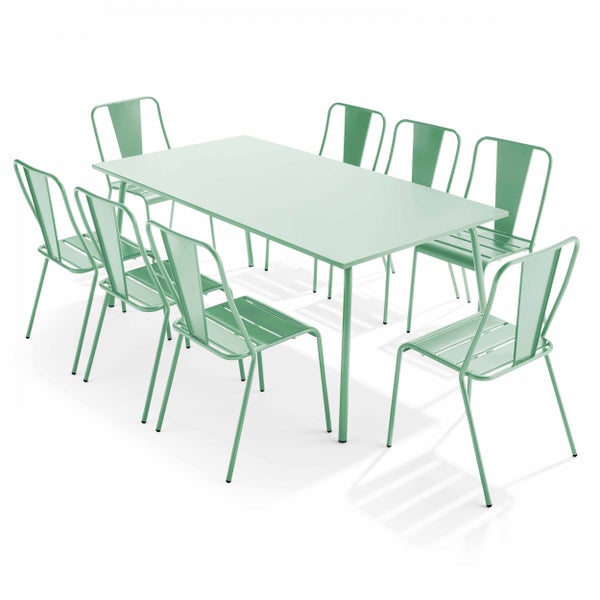 Gartenmöbel-Set aus Metall mit einem rechteckigen Tisch und acht Stühlen in Mintgrün.