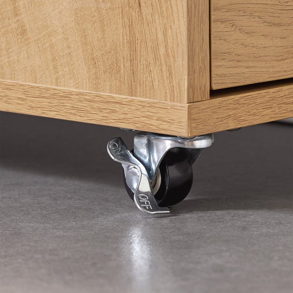 Detailaufnahme einer Möbelrolle mit Feststellbremse