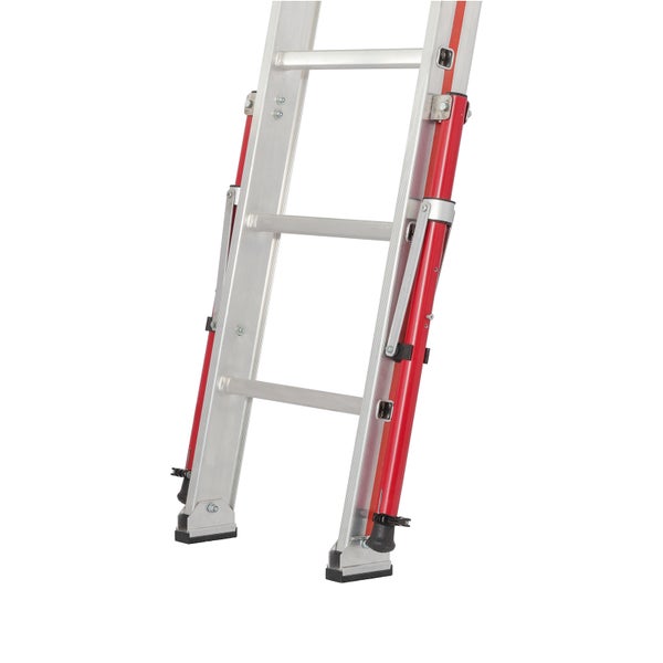 Detailansicht einer Aluminiumleiter mit Sprossen