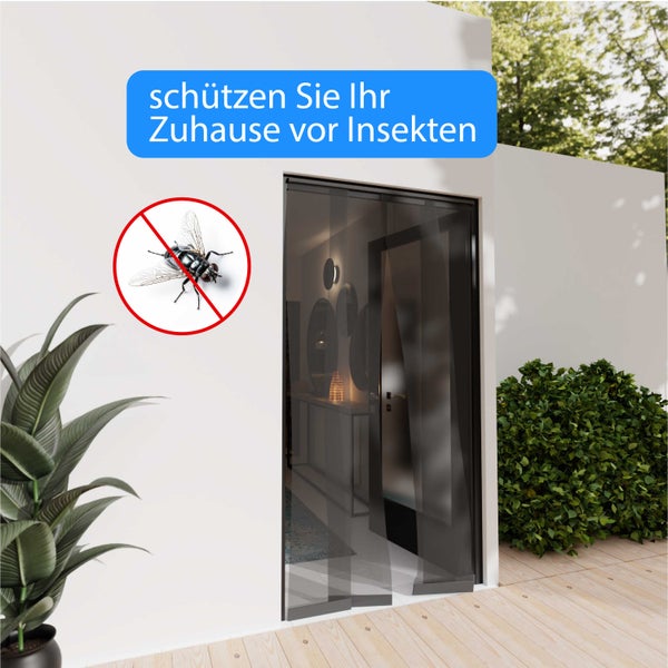 Insektenschutzvorhang am Hauseingang mit Symbol: Insekten nicht erlaubt