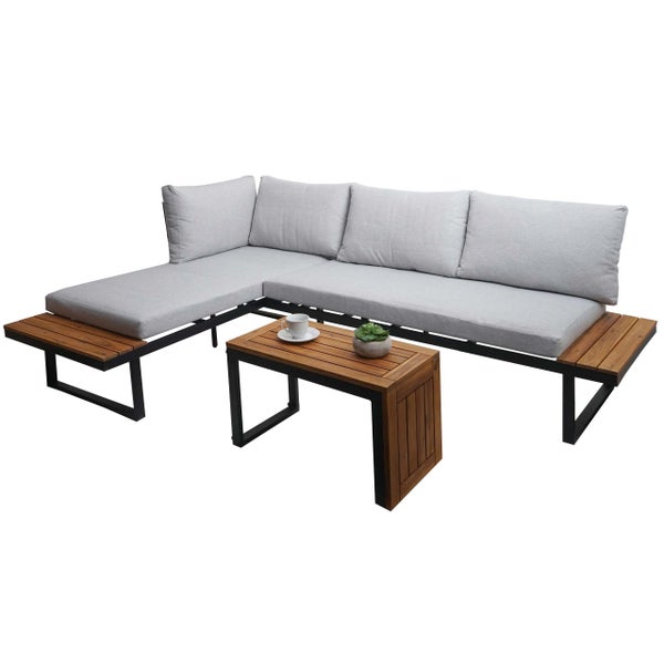 Modernes Garten-Ecklounge-Set mit schwarzem Metallgestell, Holzelementen und hellgrauen Polstern, bestehend aus einem Ecksofa und einem Couchtisch.
