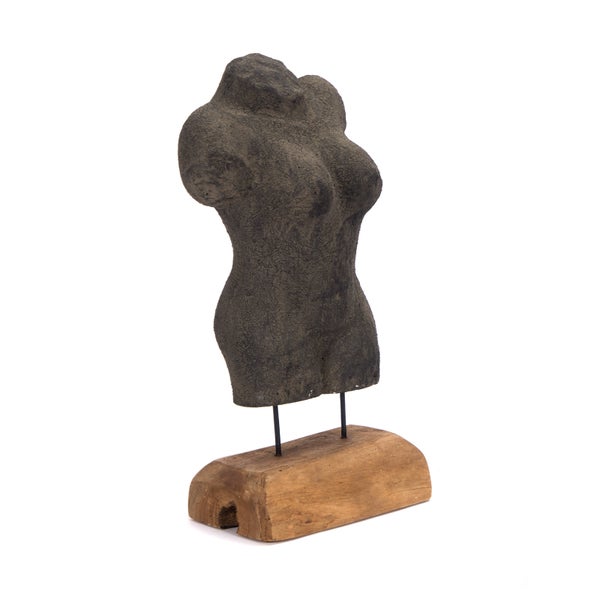 Skulptur  Femme 54cm, Beton auf Holzsockel grau