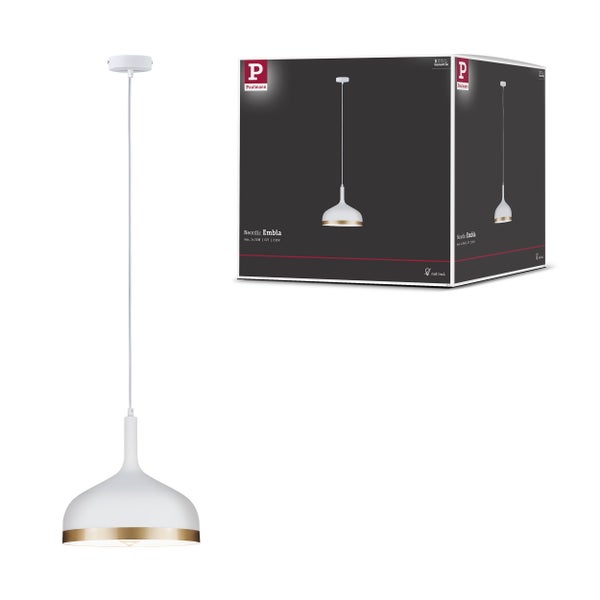 Doppelflügeltor aus Aluminium vor einem Haus