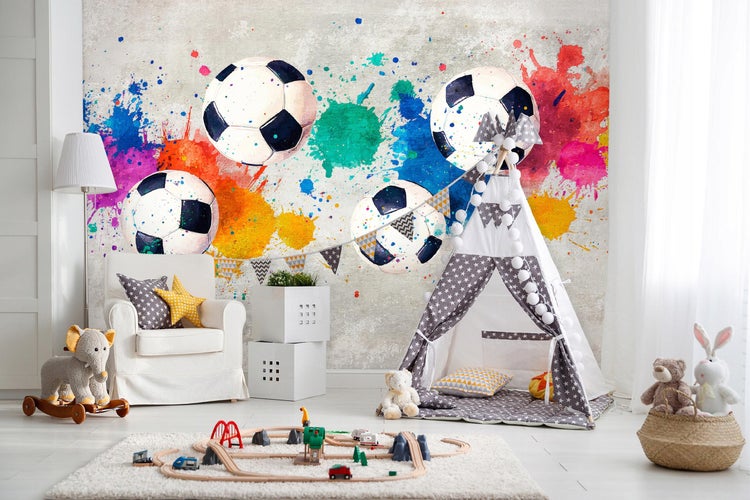 Kinderzimmer mit Fußball-Wandbild, Tipi-Zelt und Spielzeug
