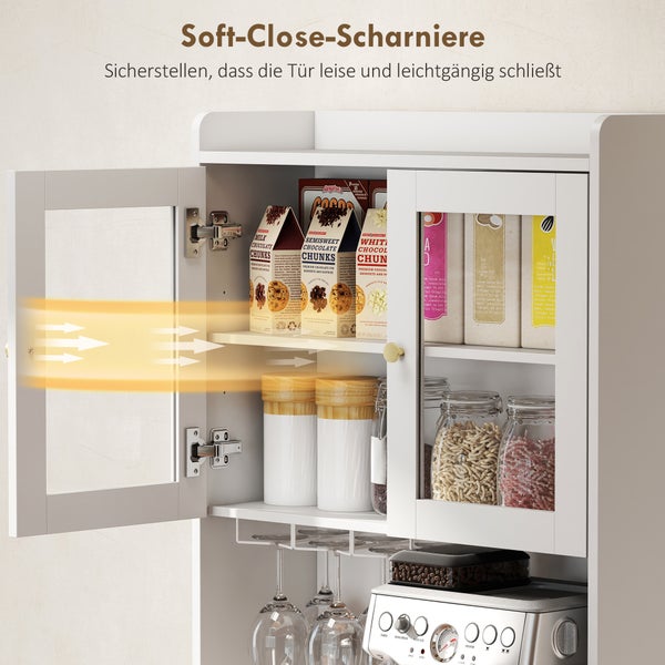 Weißer Küchenhängeschrank mit Glastüren und Soft-Close-Scharnieren für geräuschloses Schließen, gefüllt mit Vorratsgläsern und Lebensmittelverpackungen.