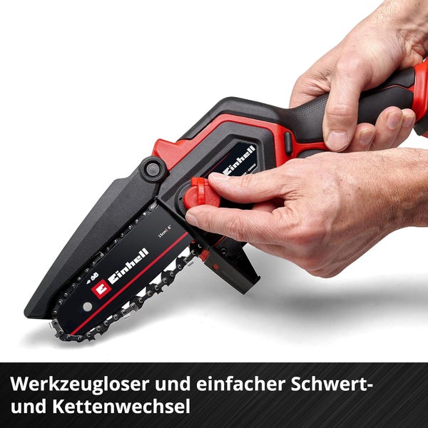 Einhell Akku-Astkettensäge mit werkzeuglosem Schwert- und Kettenwechsel durch Betätigung eines Drehknopfs.