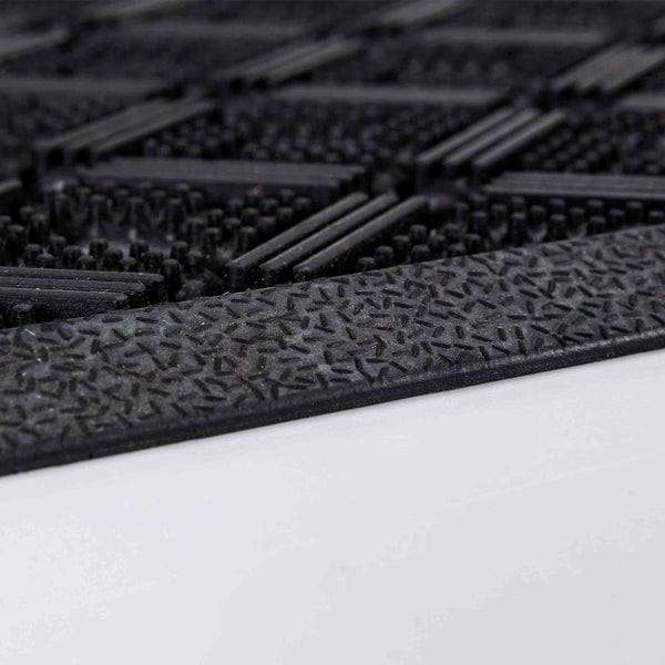 Schmutzfangmatte aus Gummi mit Noppenprofil