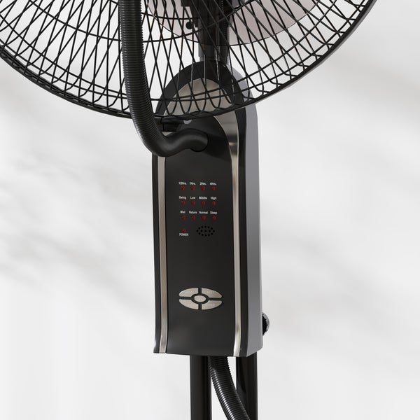 Detailansicht eines Standventilators mit Sprühnebelfunktion, Bedienfeld mit Timer, verschiedenen Geschwindigkeitsstufen und Betriebsmodi.