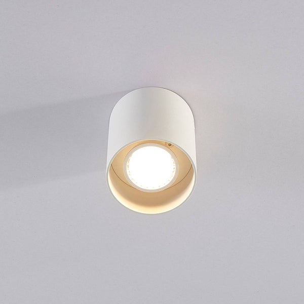 Aufbauleuchte an der Decke