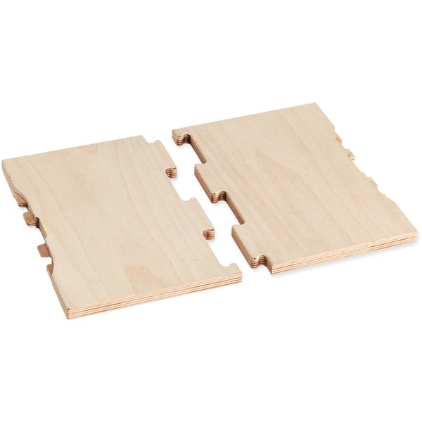 Zwei Holzpuzzlematten mit Verbindungsstücken