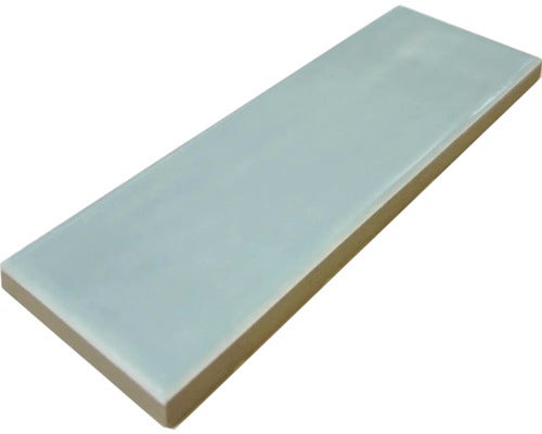 Rechteckige hellblaue Fliese