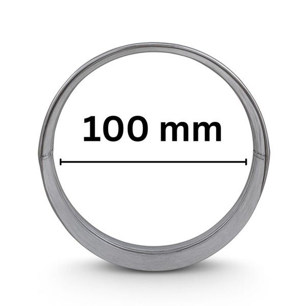 Rundes Rohr mit einem Durchmesser von 100 Millimeter als Maßangabe