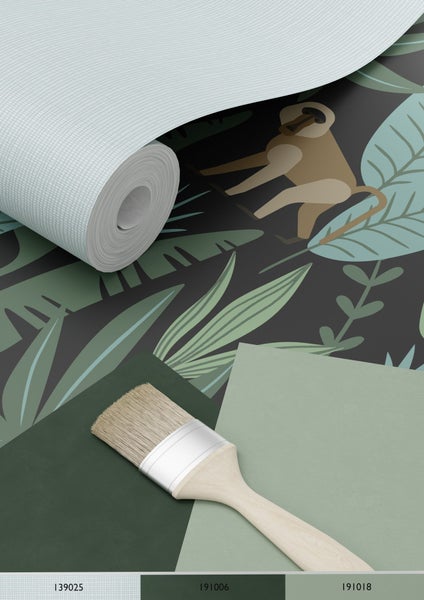 Tapetenrolle mit Dschungelmotiv, Farbpalette und Pinsel