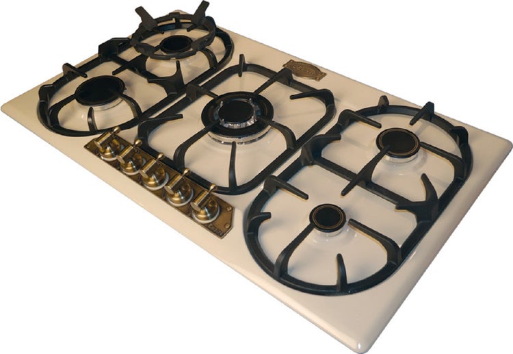 Einbau Gaskochfeld mit fünf Kochstellen und gusseisernen Topfträgern im Retro Design mit Bedienknebeln.