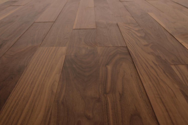 wodewa Holz-Wandverkleidung, edler NUSSBAUM, gedämpft, zum Verkleben - Moderne Wanddekoration für Wohnzimmer, Küche, Bad, Schlafzimmer und Flur