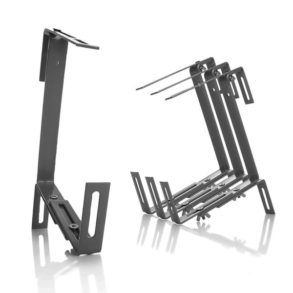 Blumenkasten mit verschiedenen blühenden Blumen und Halterung zur Befestigung am Geländer