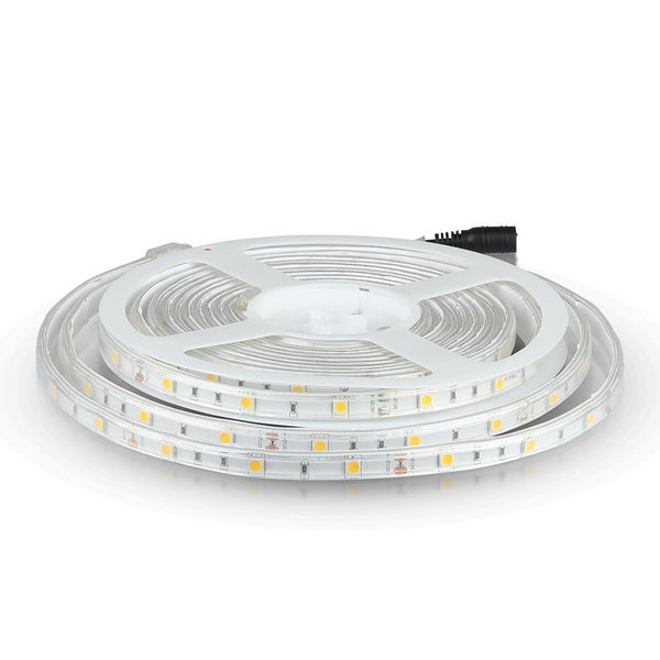 LED-Streifen auf Rolle mit Anschlussstecker