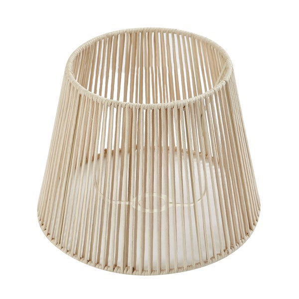 Konischer Lampenschirm aus beigen Textilschnüren.