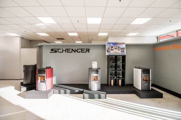 SCHENGER Pelletofen HP51 Rot A+ 8,8kW Vollautomatisch+WIFI+Eco Modus
