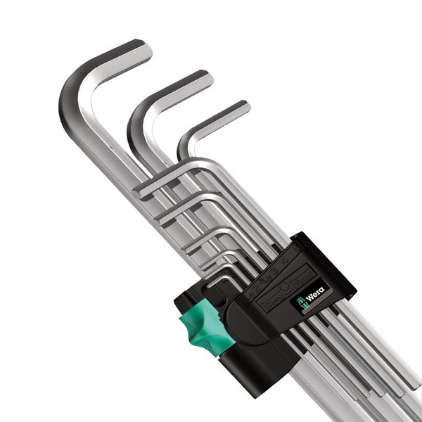 Zwei runde Werkzeuge mit Löchern und BGS technic Logo