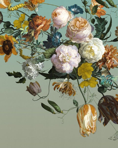 Blumenstillleben mit Rosen, Tulpen und Vögeln