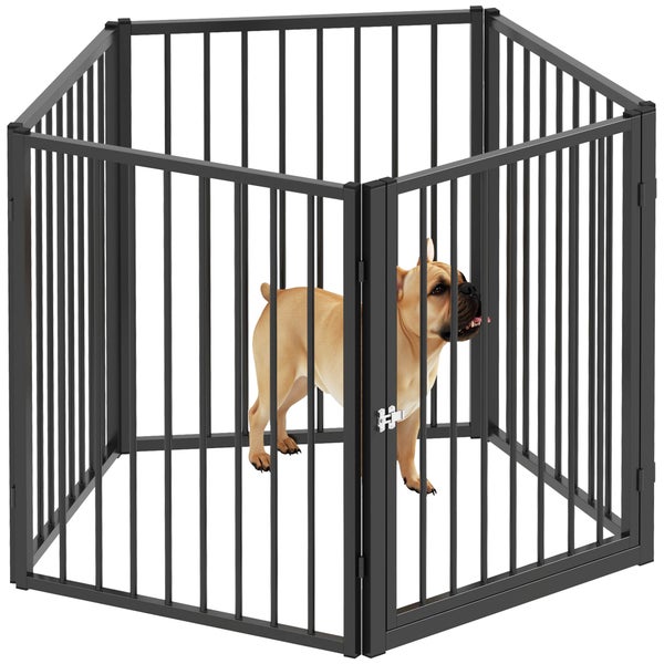 Sechseckiger Welpenauslauf aus schwarzem Metall mit einer integrierten Tür und einer französischen Bulldogge im Inneren.
