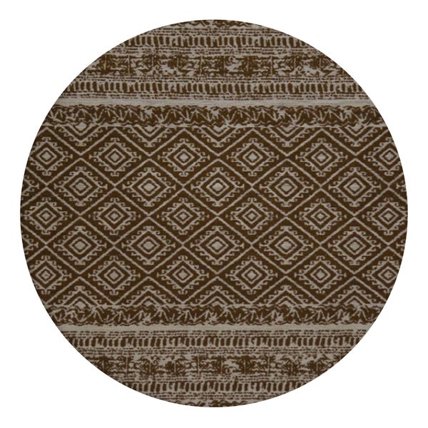 Runder Teppich mit ethnischem geometrischem Rautenmuster.