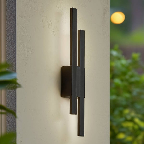 Lindby LED Wandleuchte außen Sakari (spritzwassergeschützt (Modern) in Schwarz aus Aluminium (2 flammig, ) - Außenwandleuchten Wandlampe Led Außenlampe Outdoor für Außenwand/Hauswand