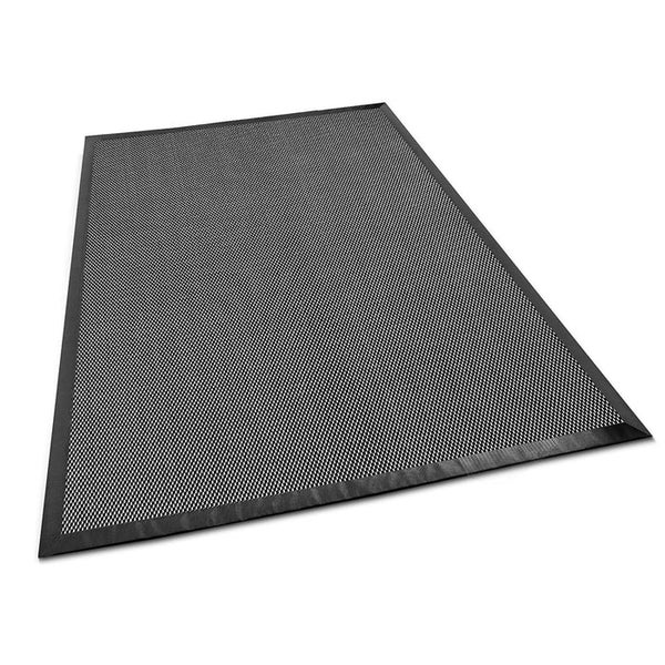 Rechteckige Schmutzfangmatte mit strukturierter Oberfläche und flachem Gummirand.