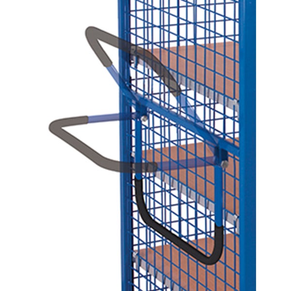Transportwagen mit Gitterwänden, Holzböden und einem klappbaren Schiebegriff.