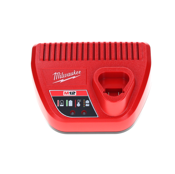 Milwaukee M12 Akkumulator-Ladegerät mit Statusanzeigen für Ladestand und Temperatur sowie Milwaukee Logo.