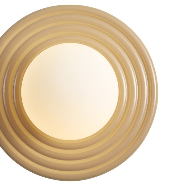 Runde LED Deckenleuchte mit gestuftem Randdesign zur direkten Montage an Decke oder Wand.
