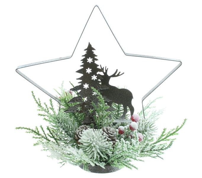 Dekorativer Stern mit Tannenbaum und Hirsch für die Weihnachtszeit