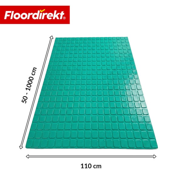 Floordirekt Logo. Quadratische grüne Bodenmatte mit Abmessungen 50 bis 1000 cm mal 110 cm.