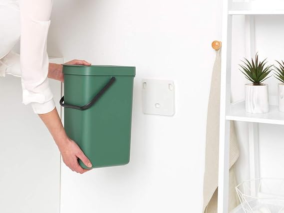 PROREGAL Robuster Abfallsammler Mit Fußpedal Griffmulden 22 Liter HxBxT 65 x 40,5 x 40,5 cm Verzinkter Stahl Weiß Braun