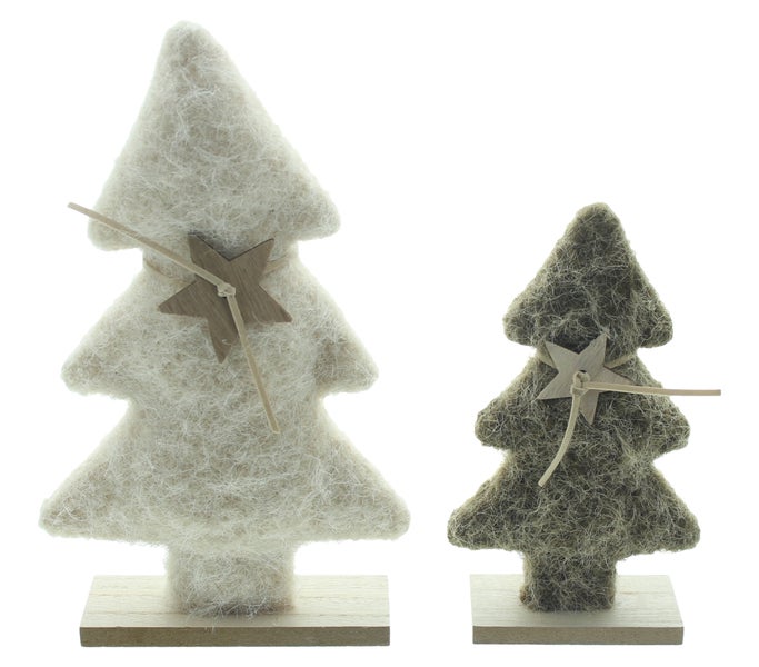 Zwei dekorative Weihnachtsbäume aus Filz mit Stern auf Holzsockel