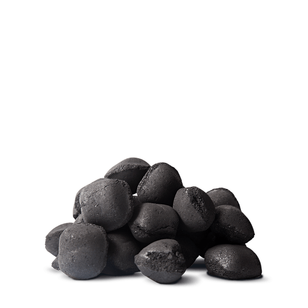 Grillbriketts gestapelt