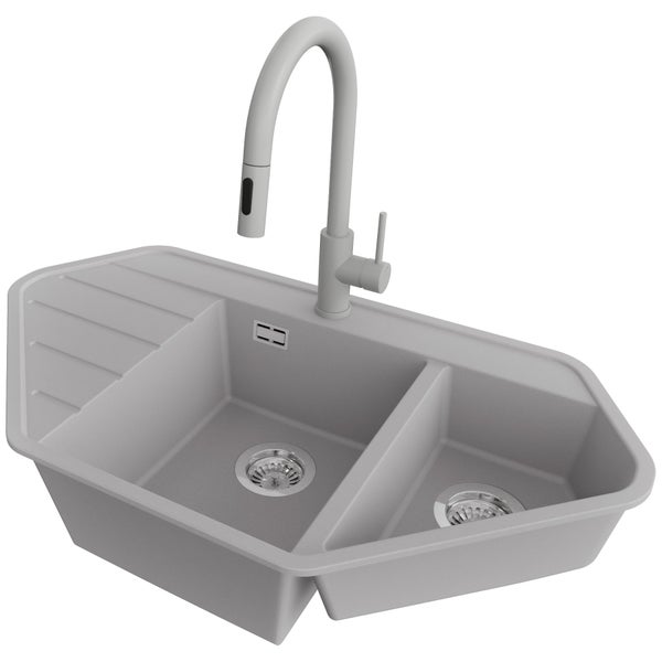 Spüle mit zwei Becken und Armatur