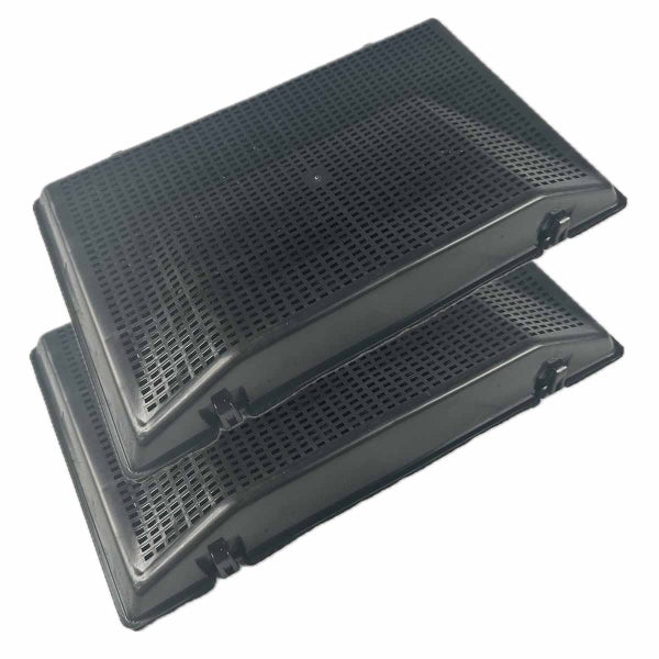 Zwei schwarze Kunststoff-Auffangwannen mit perforierter Oberfläche